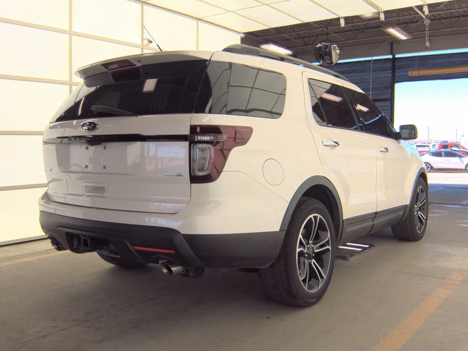 FORD EXPLORER - 5