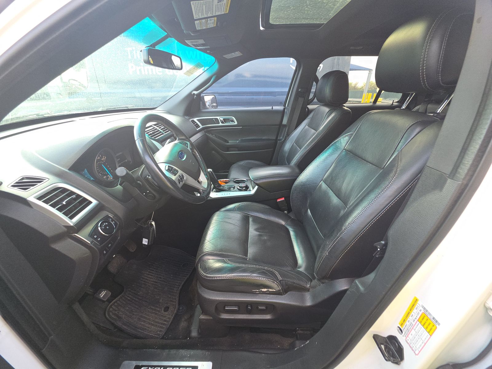 FORD EXPLORER - 8