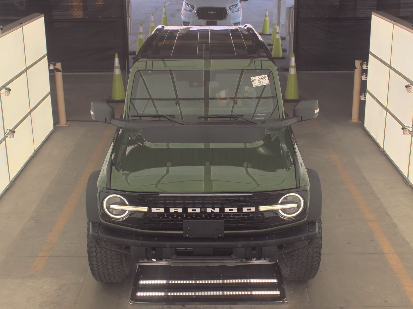 FORD BRONCO - 3