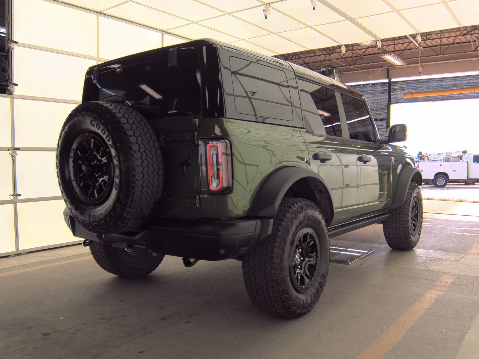FORD BRONCO - 6