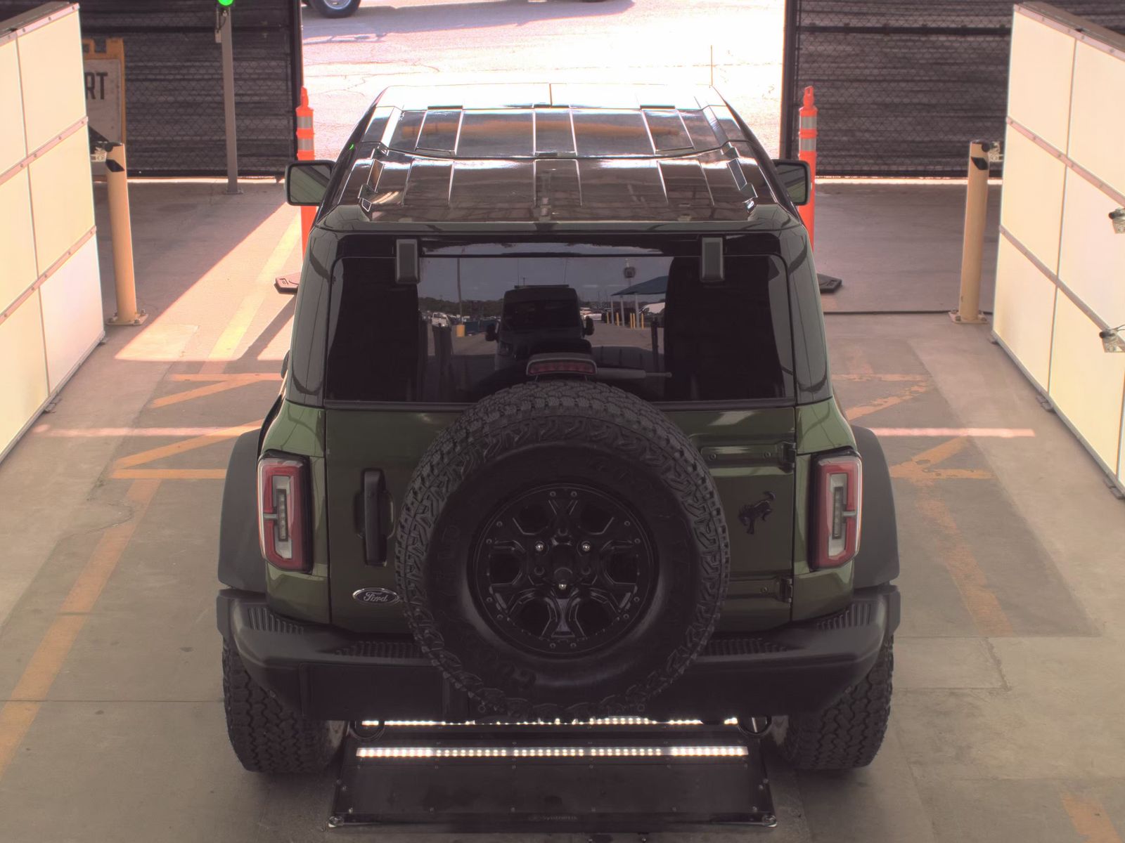 FORD BRONCO - 7