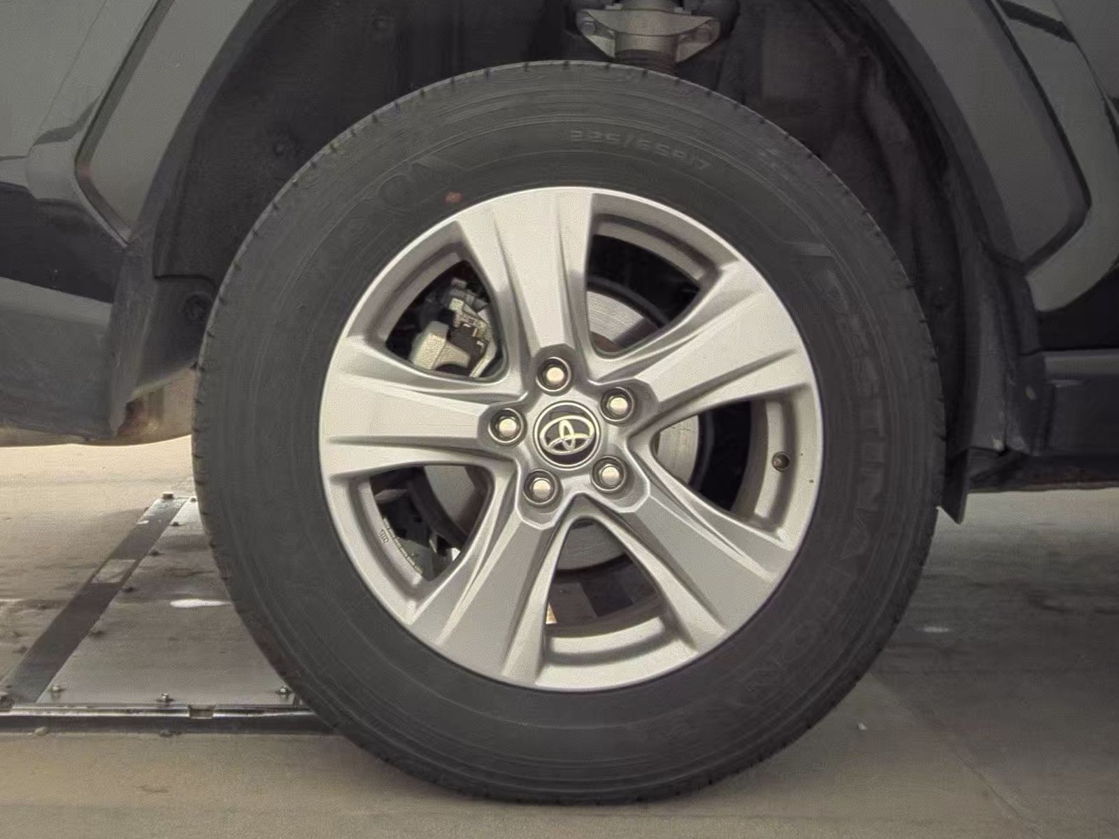 2025 Toyota RAV4 Hybrid LE AWD