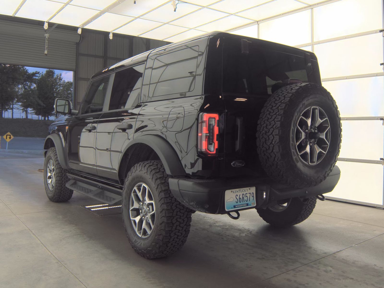 FORD BRONCO - 9