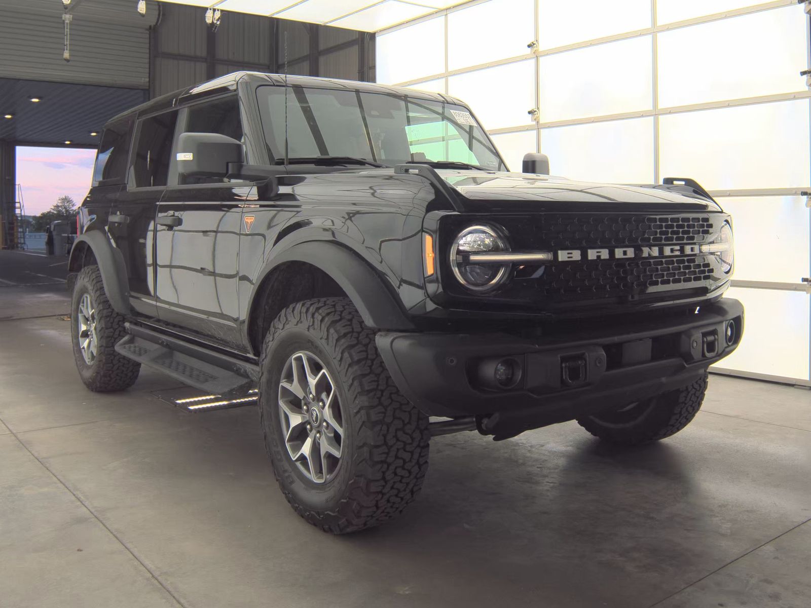 FORD BRONCO - 5
