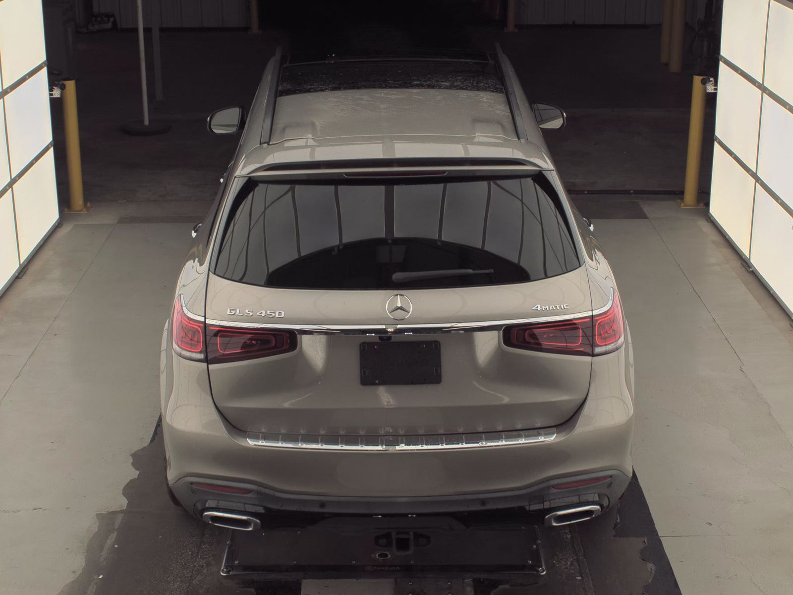 MERCEDES-BENZ GLS - 7