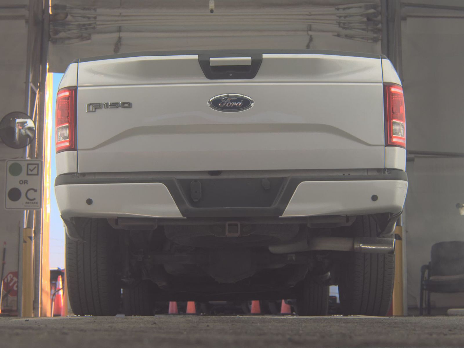 FORD F-150 - 8