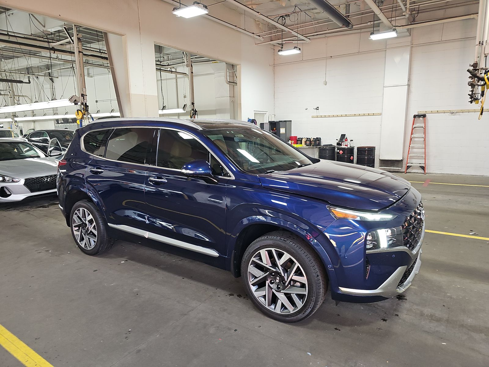 HYUNDAI CALLIGRAPH - 5