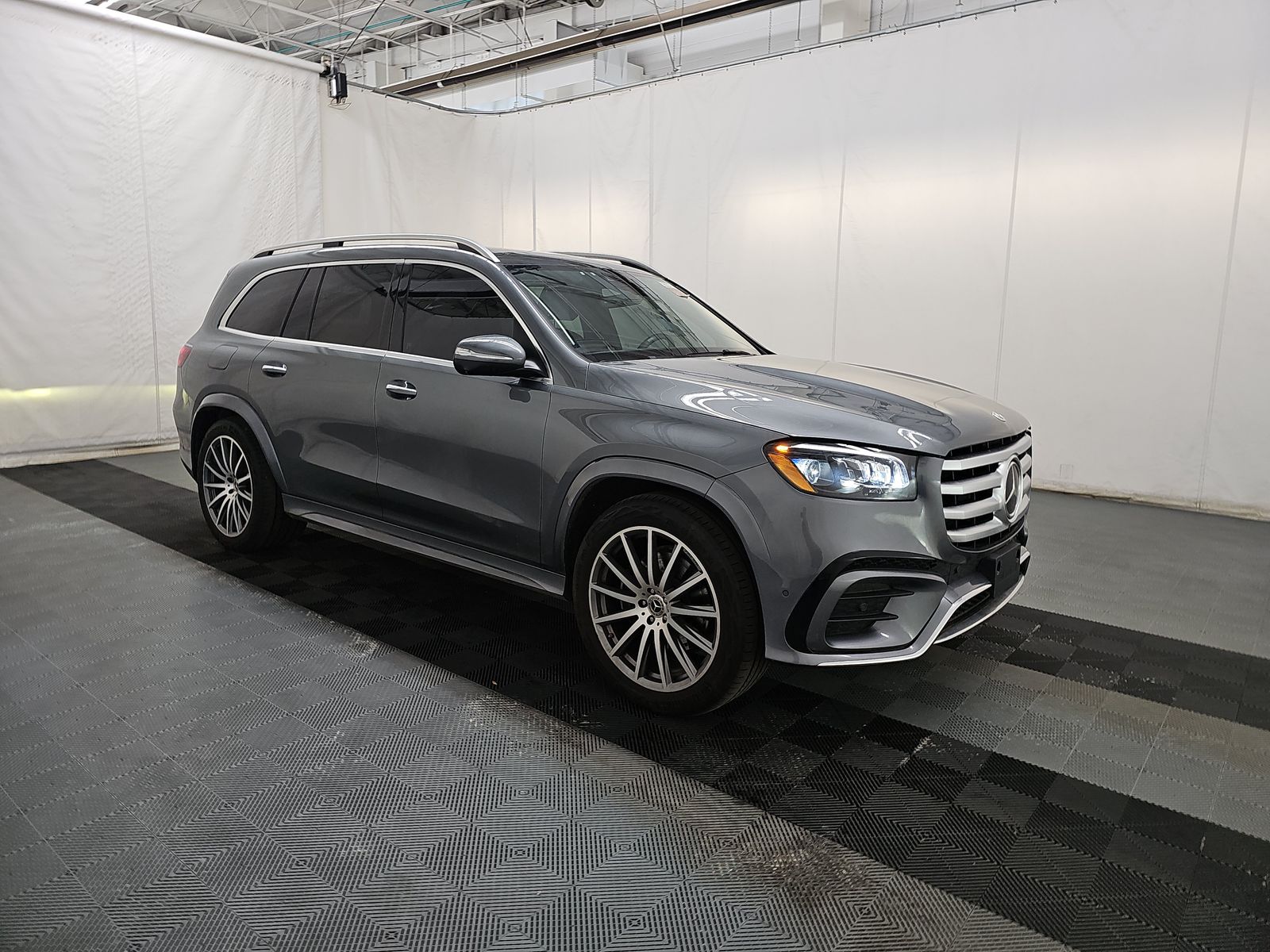 MERCEDES-BENZ GLS - 4