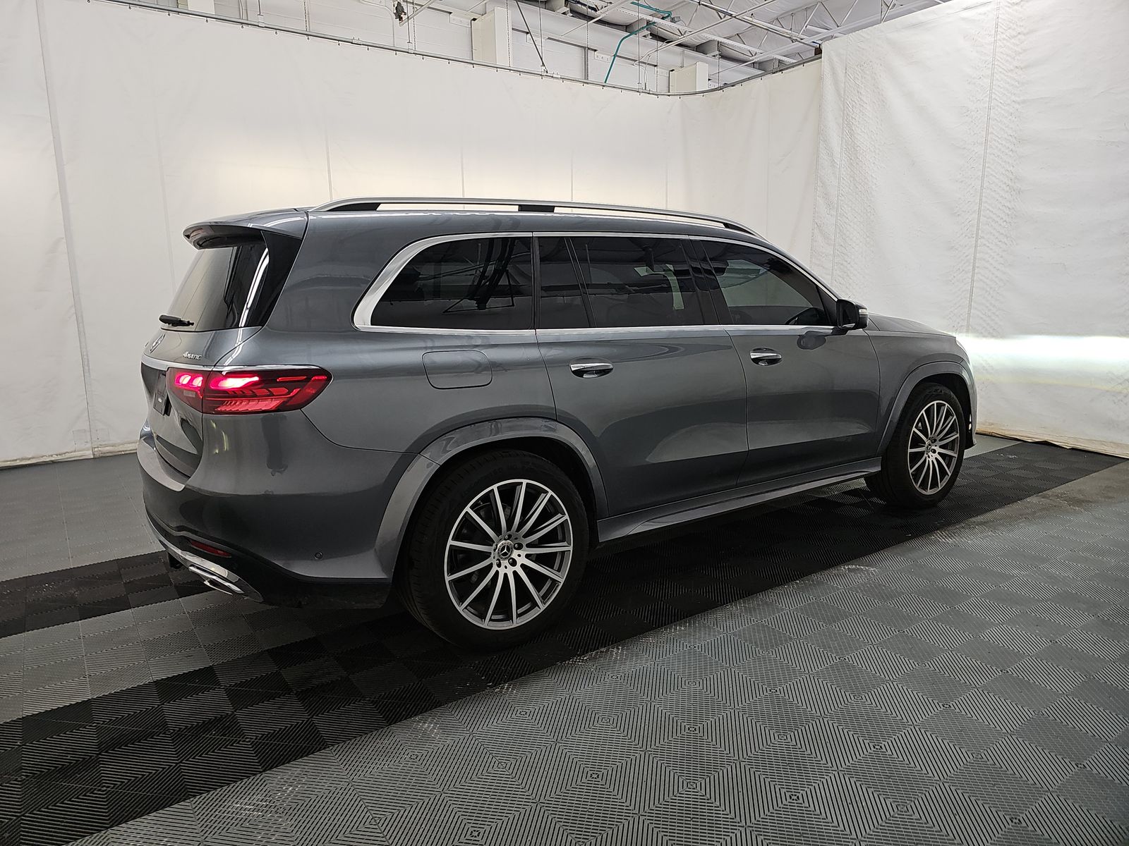 MERCEDES-BENZ GLS - 5