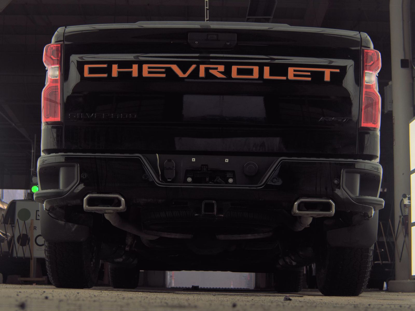 CHEVROLET RST - 8