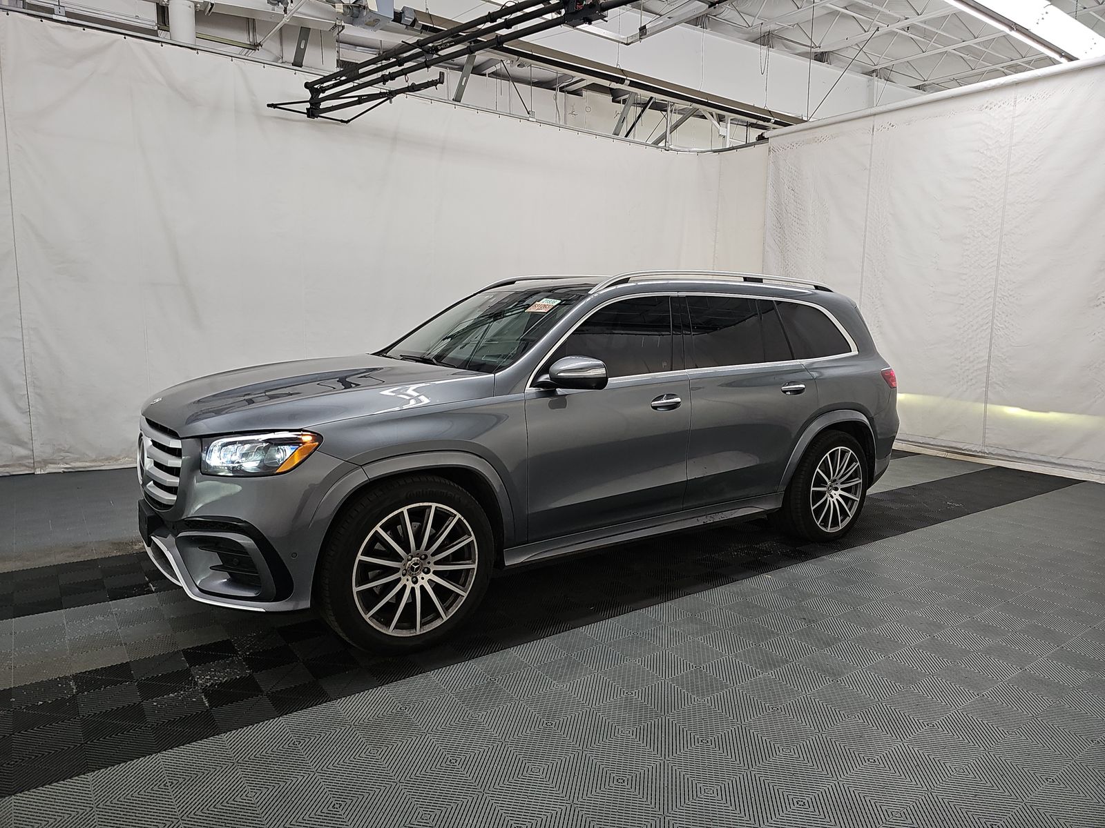 MERCEDES-BENZ GLS - 1