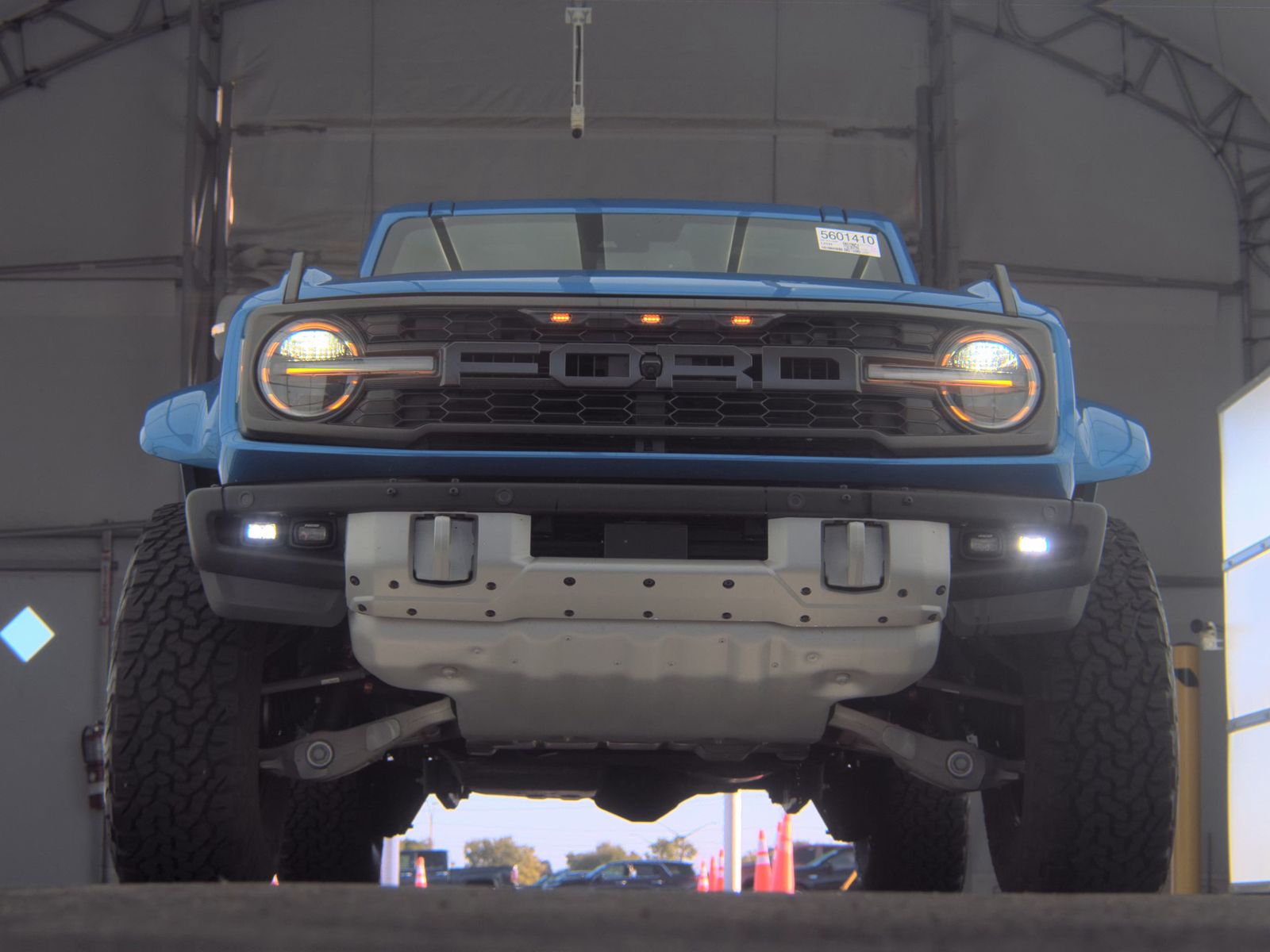 FORD BRONCO - 4