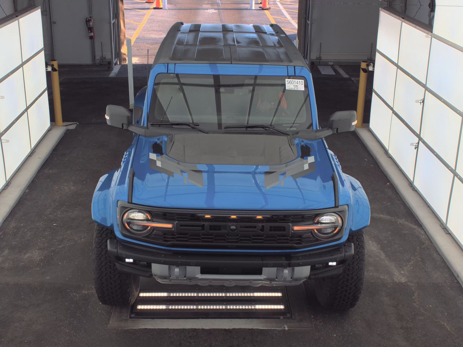 FORD BRONCO - 3