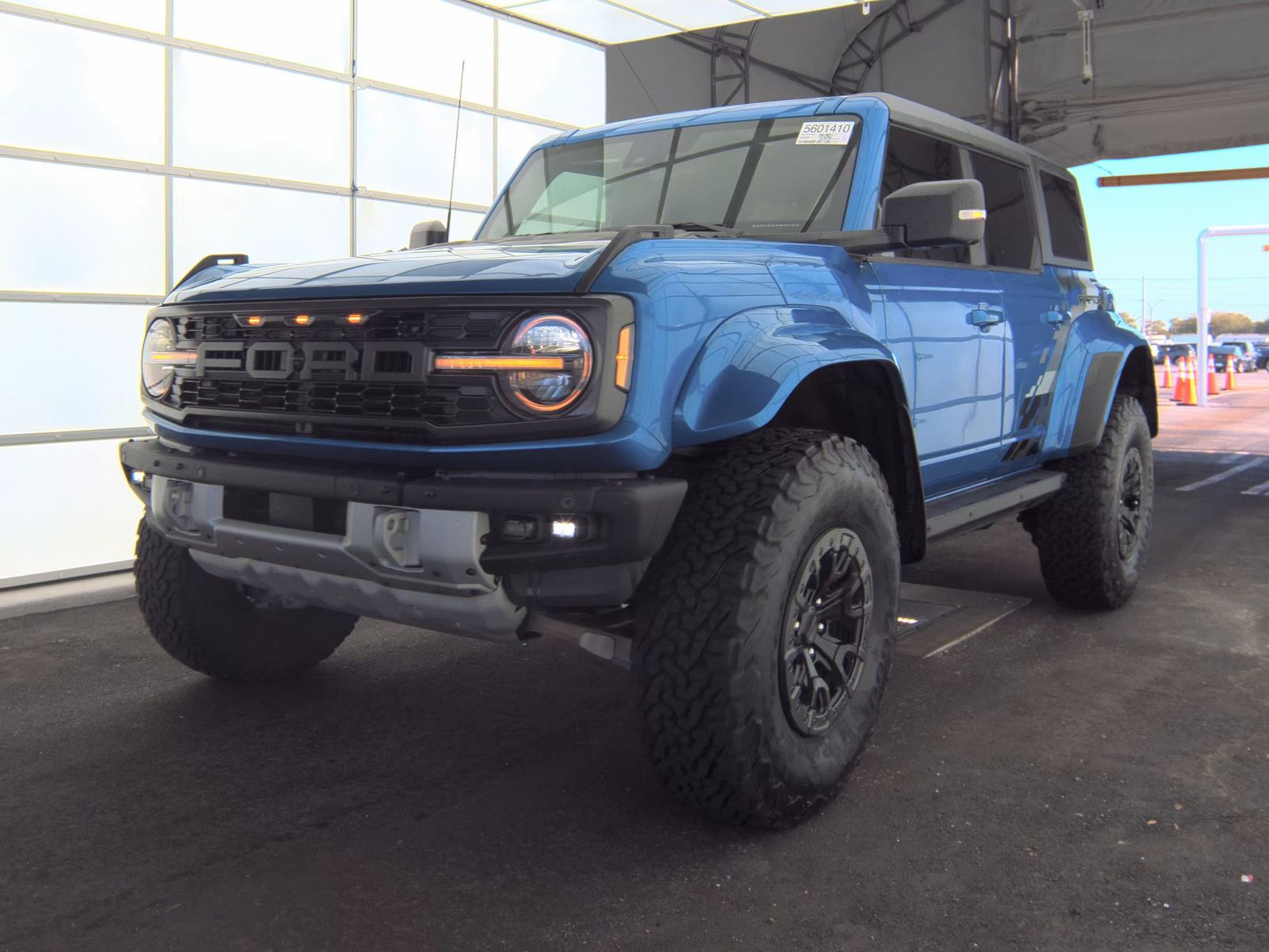 FORD BRONCO - 1