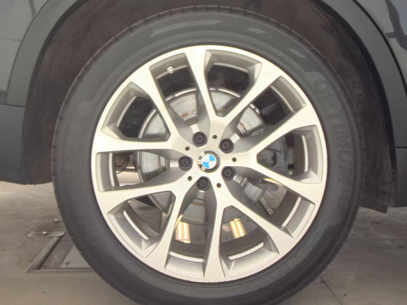 2021 BMW X5 sDrive40i RWD