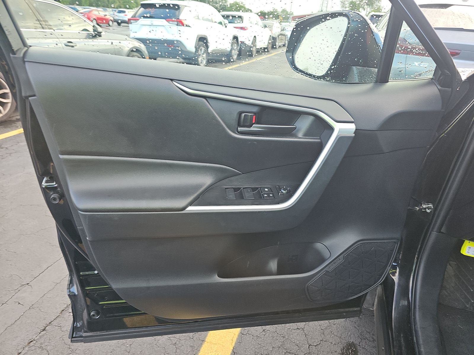 2025 Toyota RAV4 Hybrid LE AWD