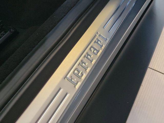 2021 Ferrari Roma Base RWD