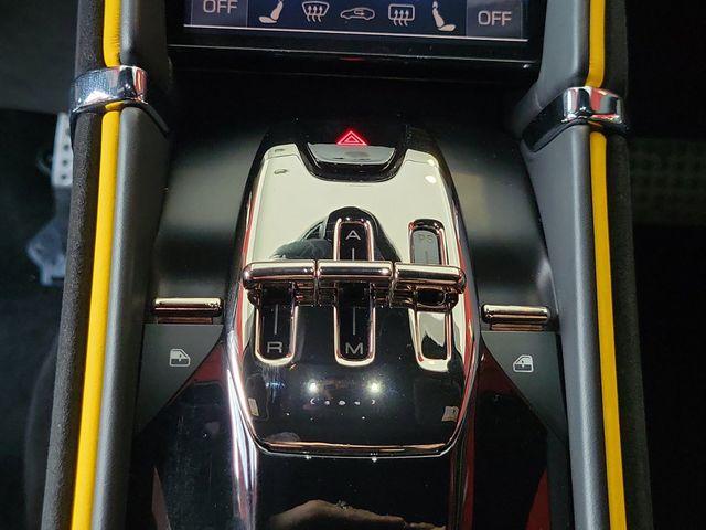 2021 Ferrari Roma Base RWD