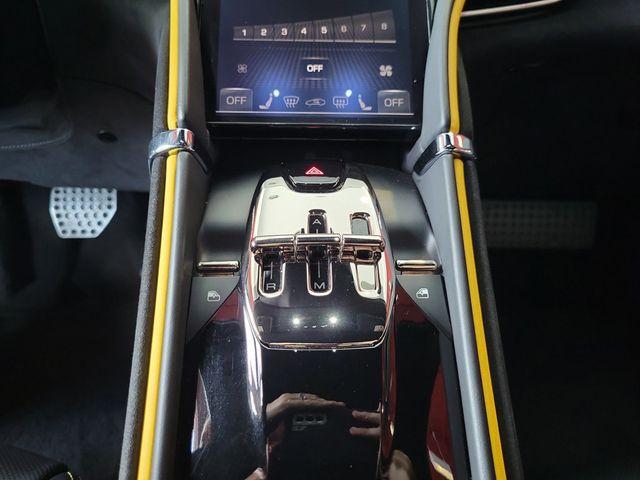 2021 Ferrari Roma Base RWD