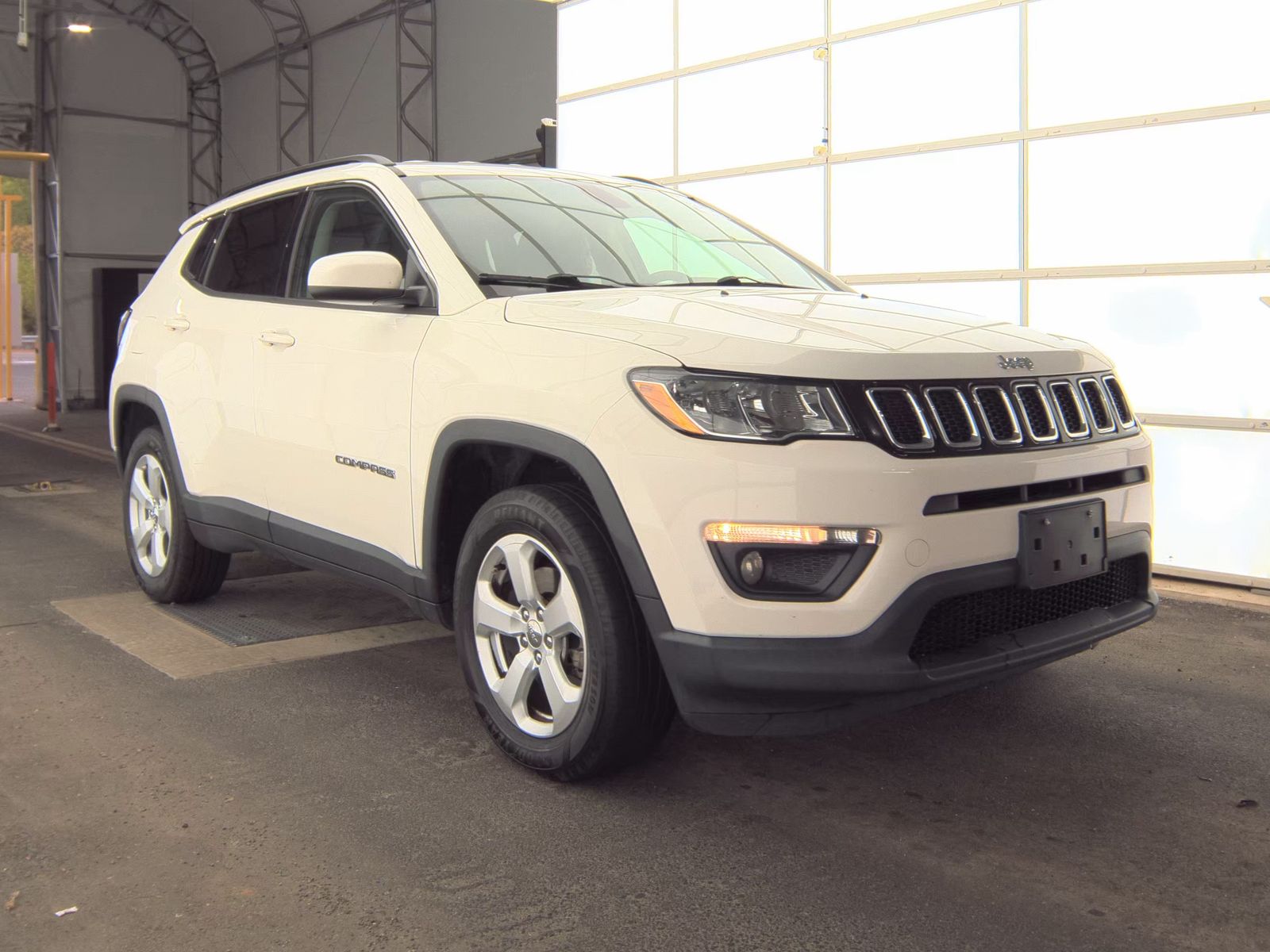 JEEP LATITUDE - 5