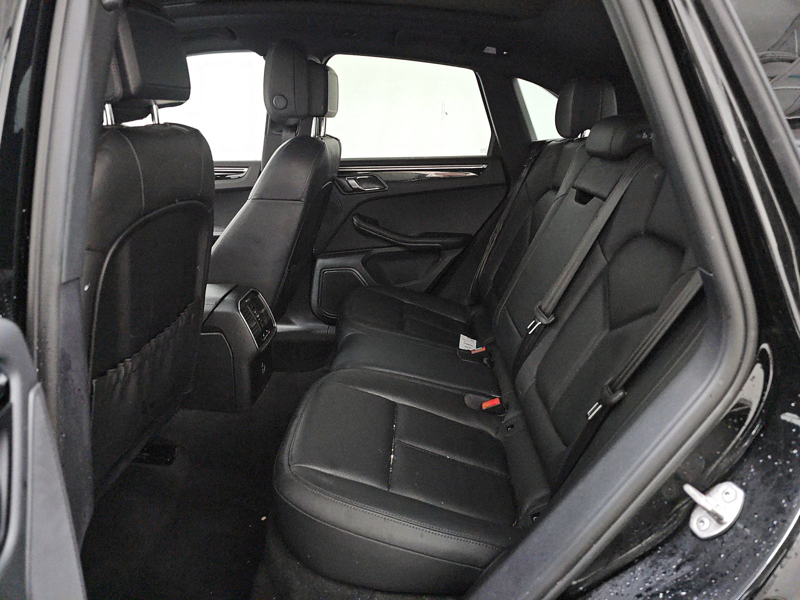 2023 Porsche Macan Base AWD