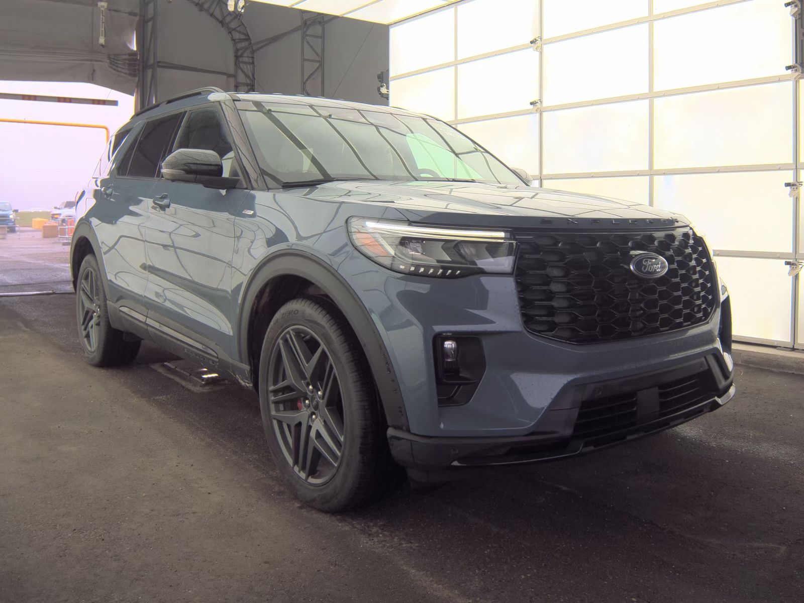 FORD EXPLORER - 5