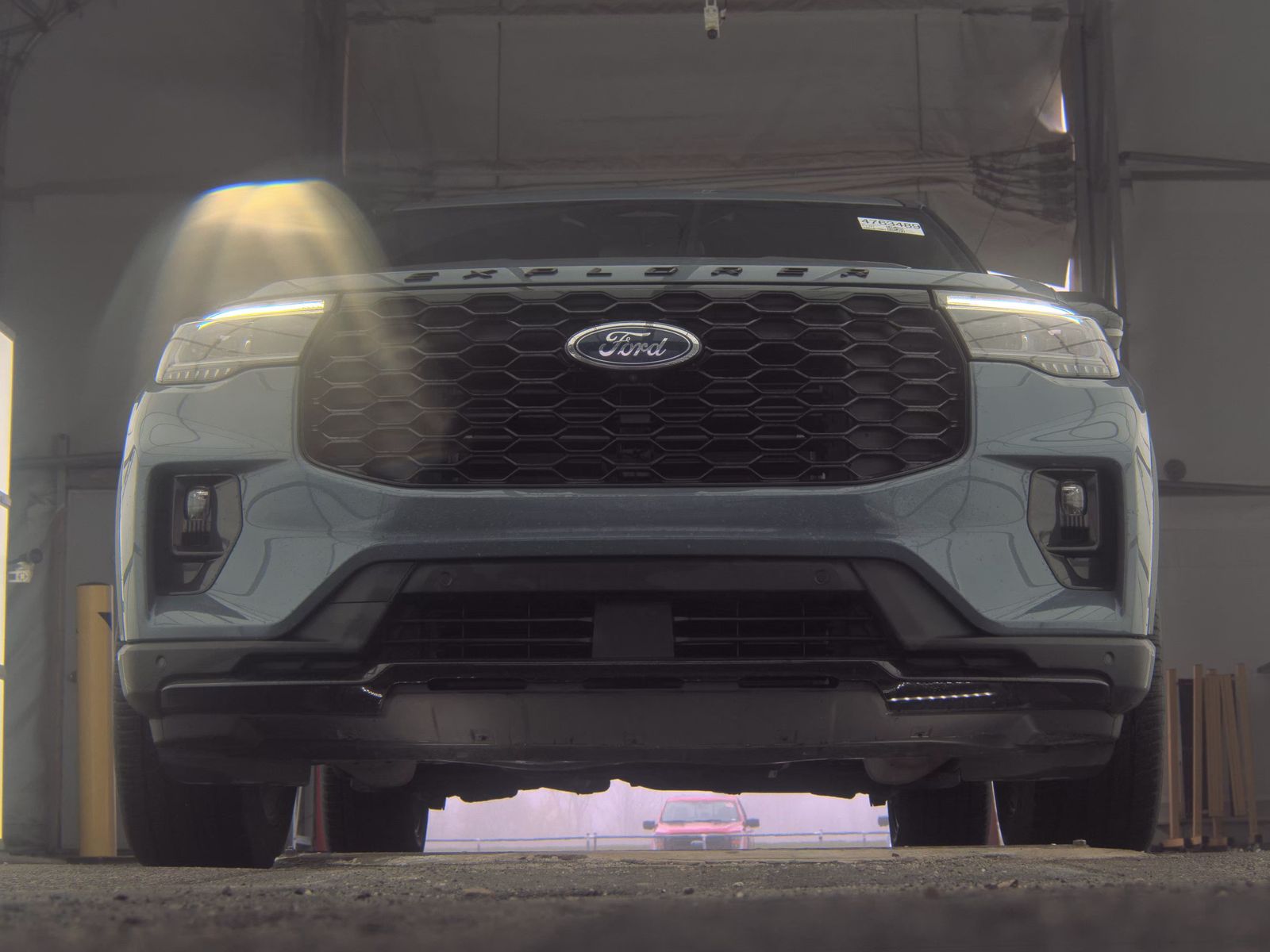 FORD EXPLORER - 4