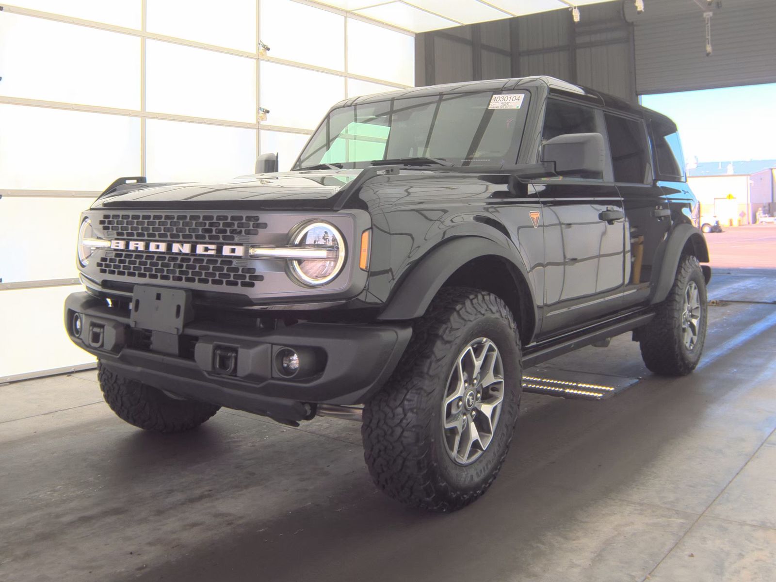 FORD BRONCO - 1