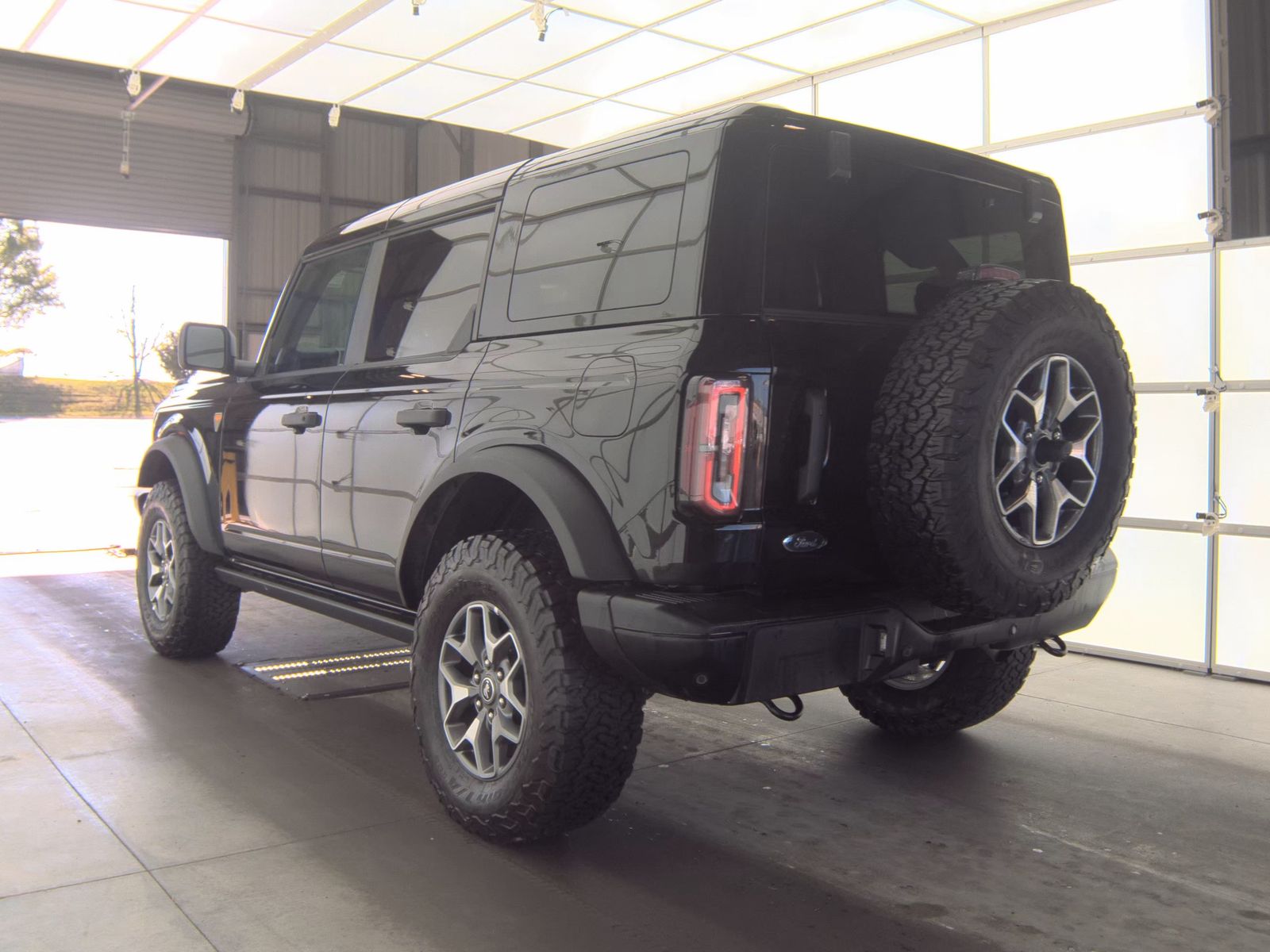FORD BRONCO - 9