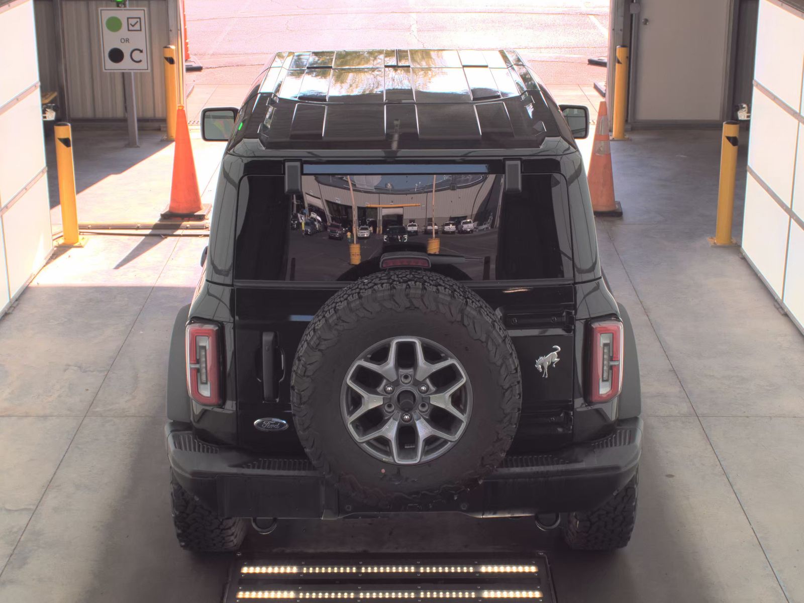 FORD BRONCO - 7