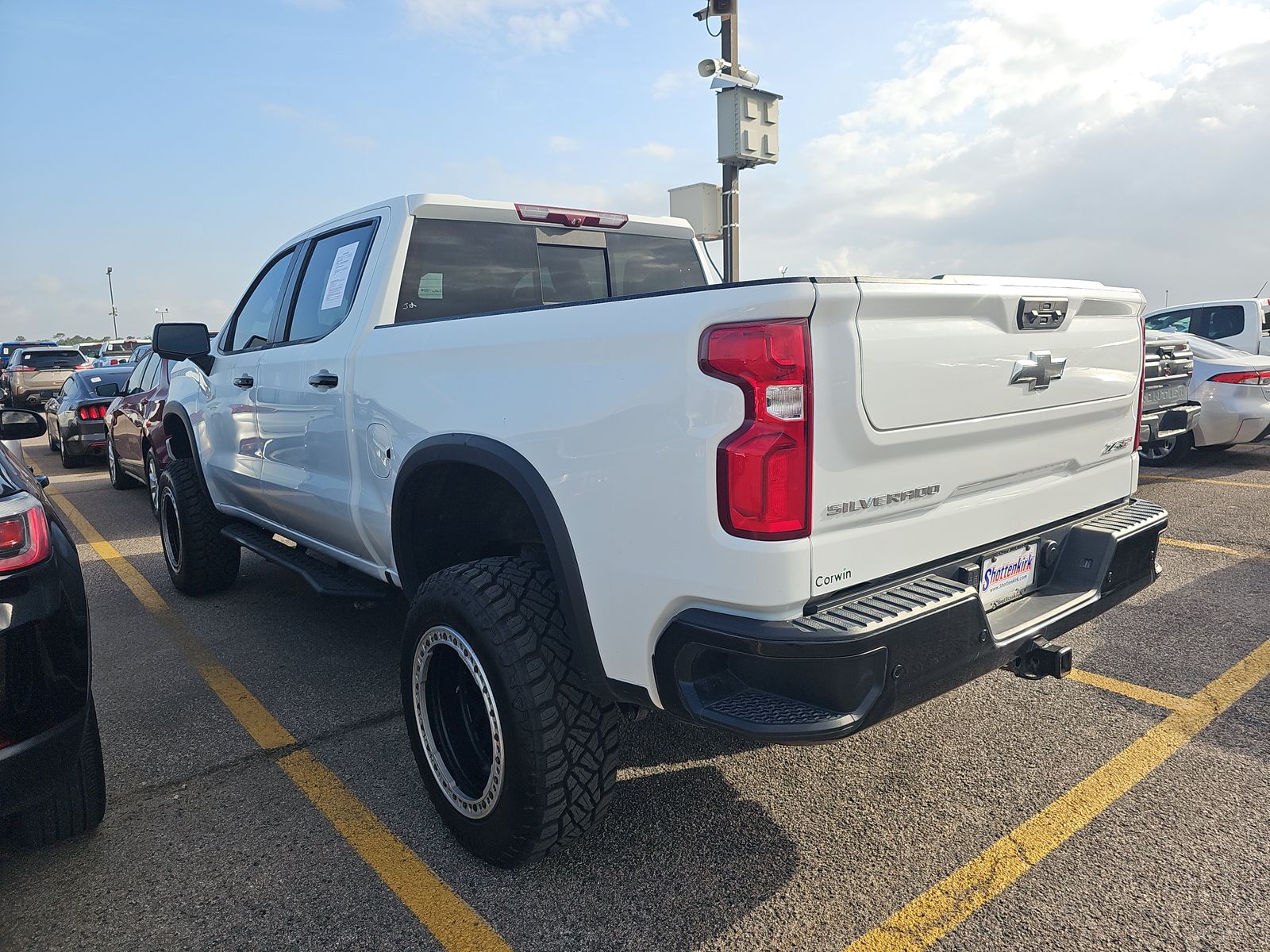 CHEVROLET SILVERADO - 7