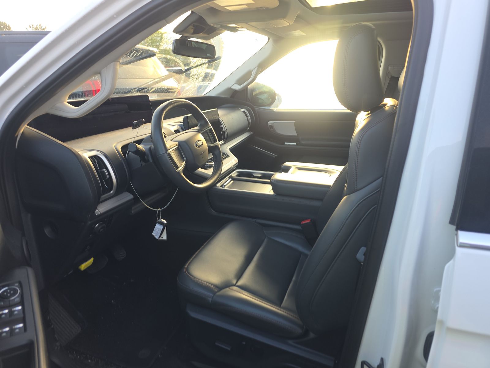 FORD EXPEDITION - 8