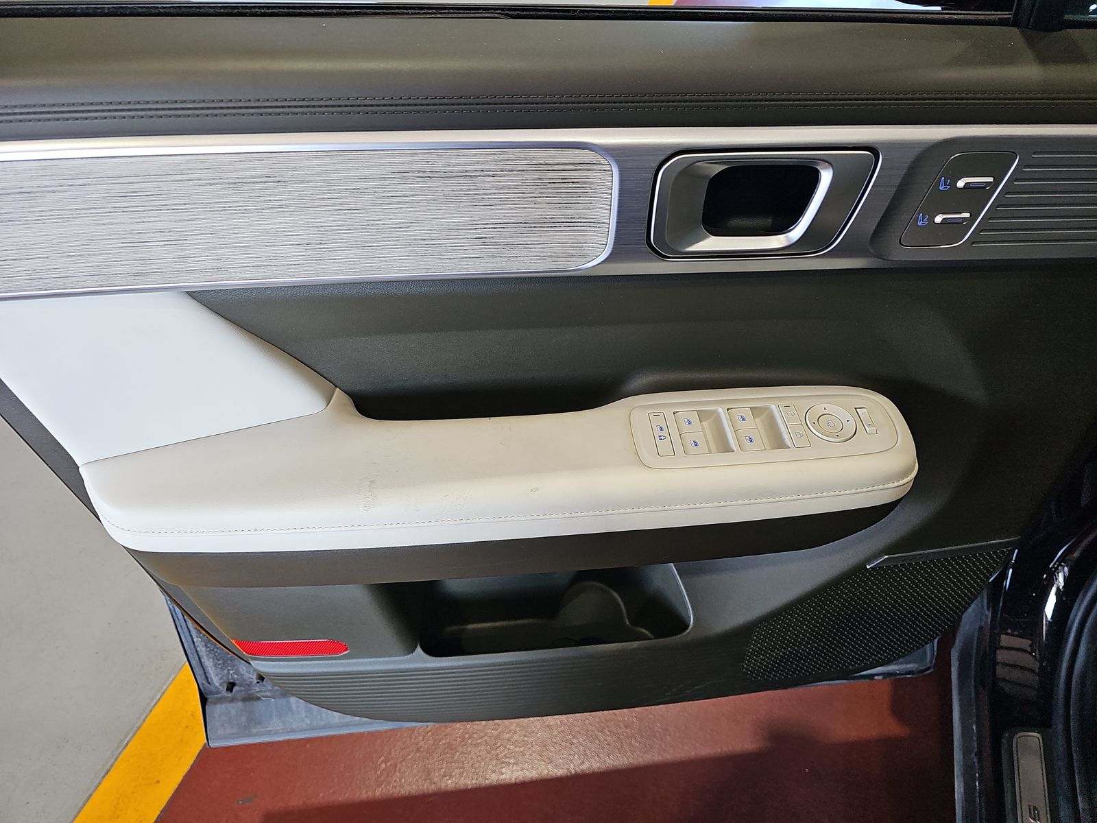 HYUNDAI CALLIGRAPH - 10