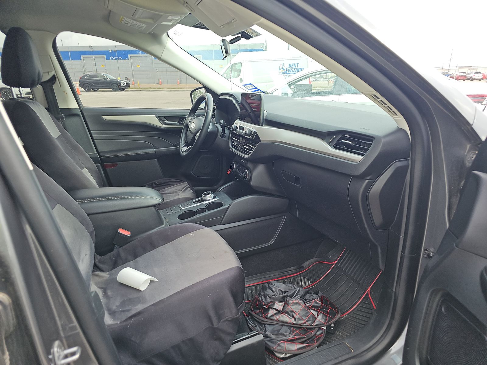 FORD ESCAPE - 9