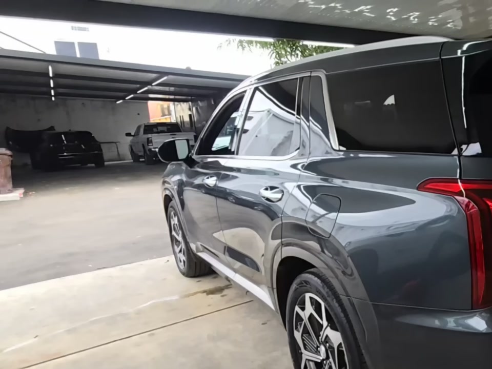 HYUNDAI CALLIGRAPH - 7