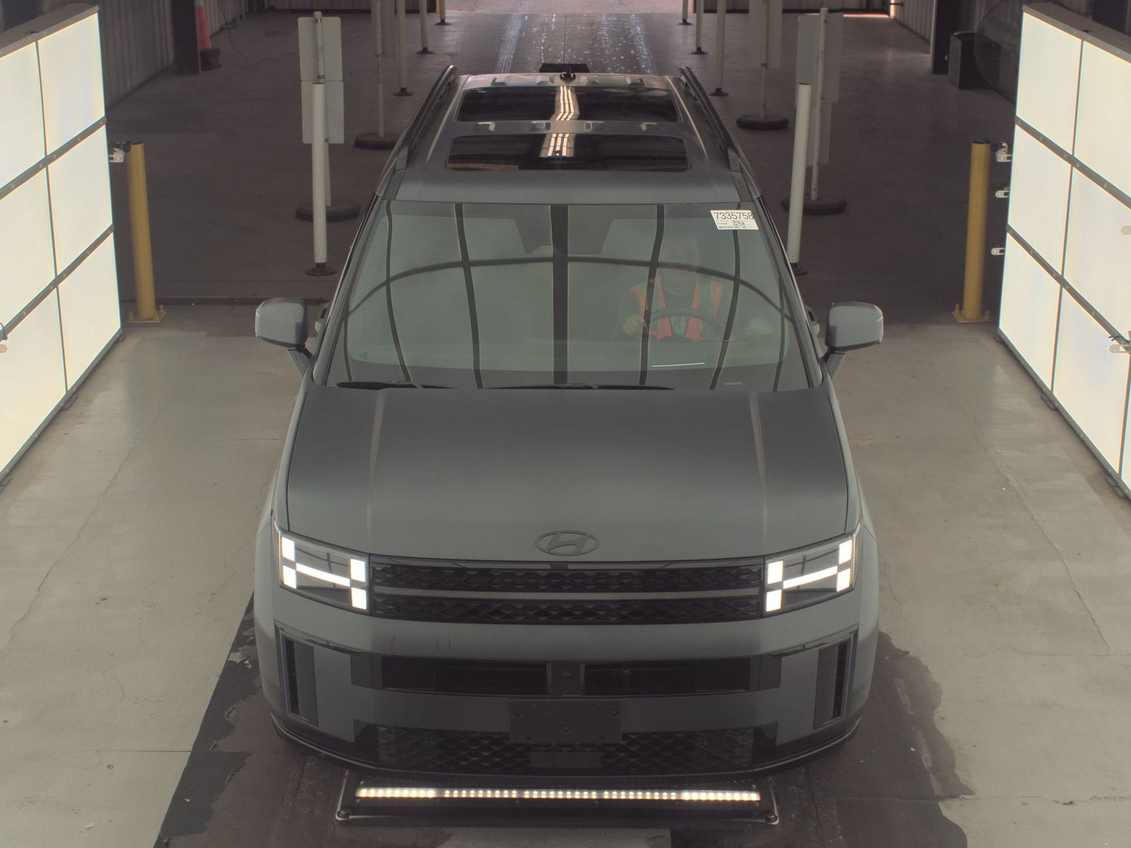 HYUNDAI CALLIGRAPH - 3