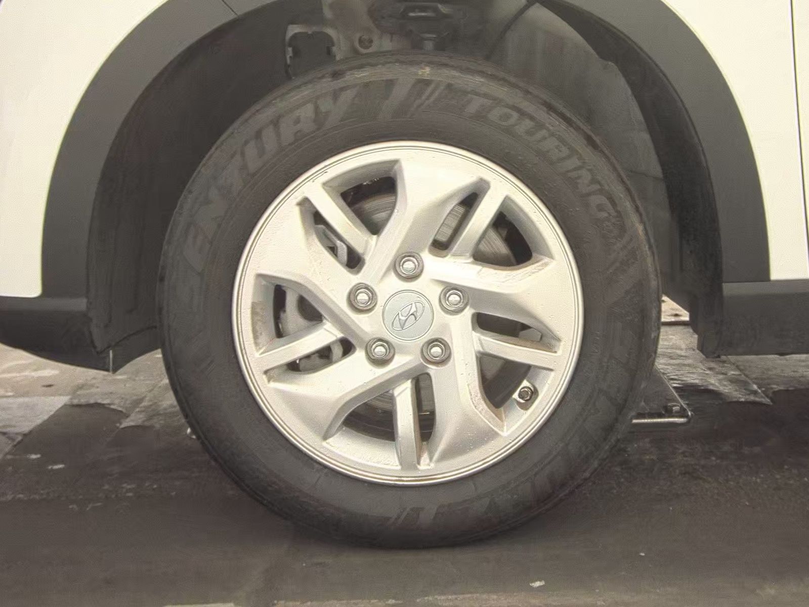 HYUNDAI UNKNOWN - 10