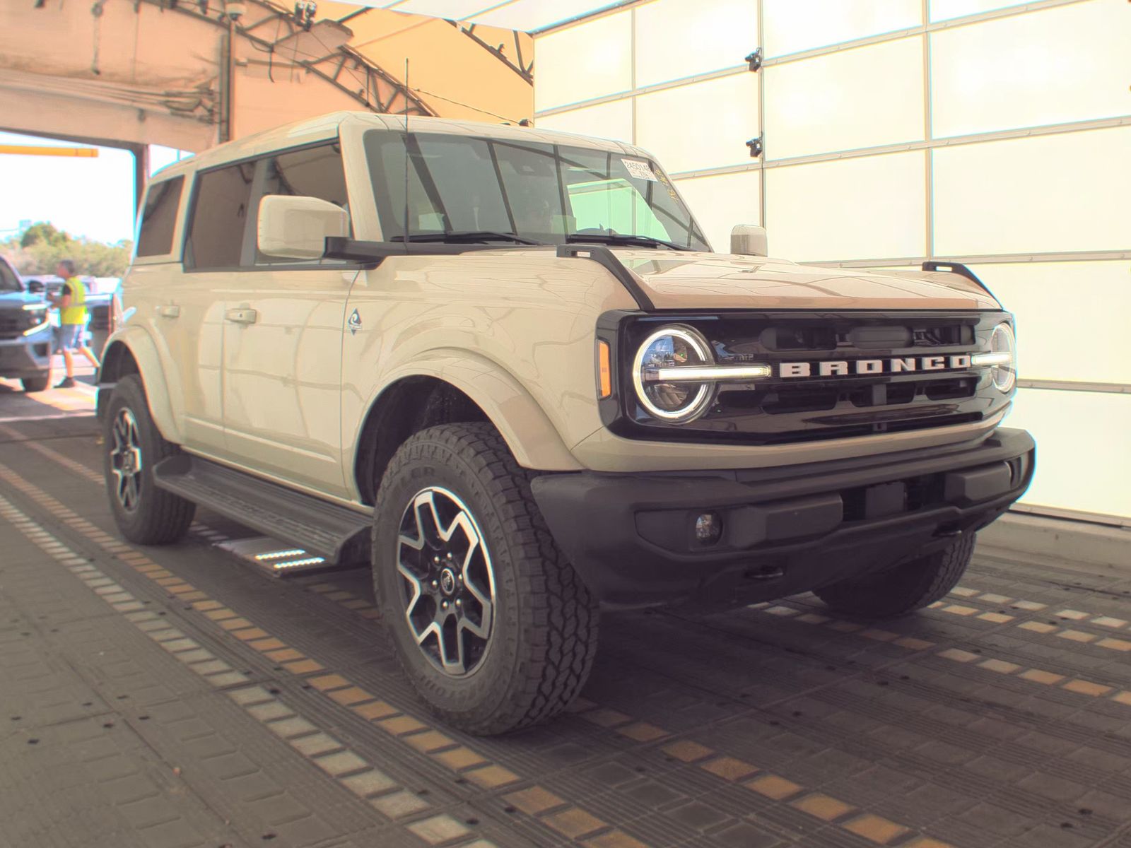 FORD BRONCO - 5