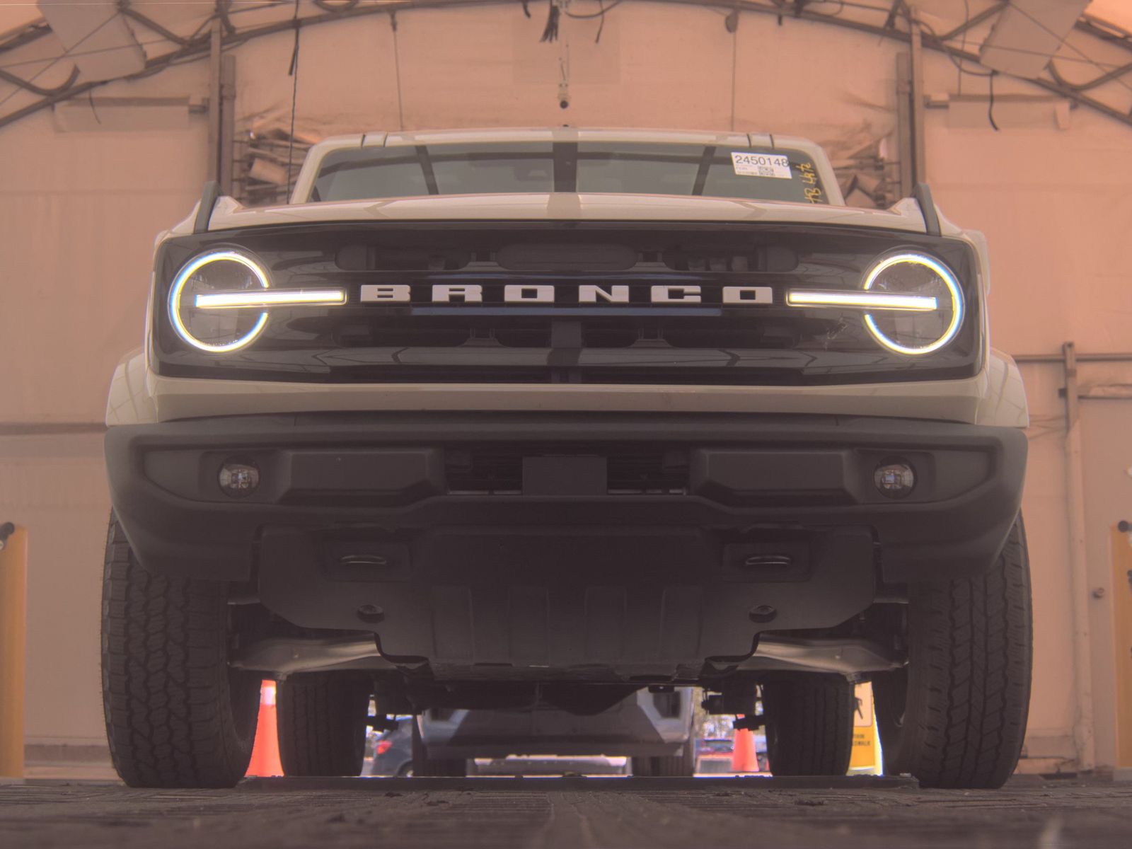 FORD BRONCO - 4
