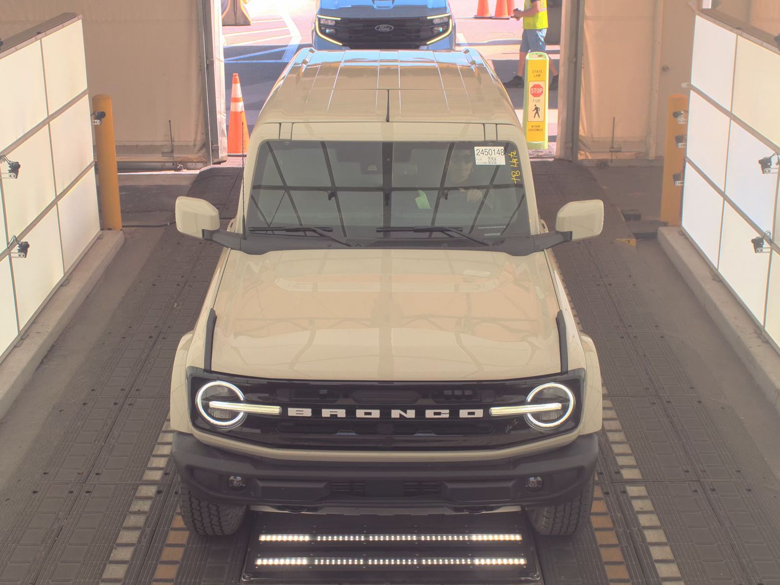 FORD BRONCO - 3