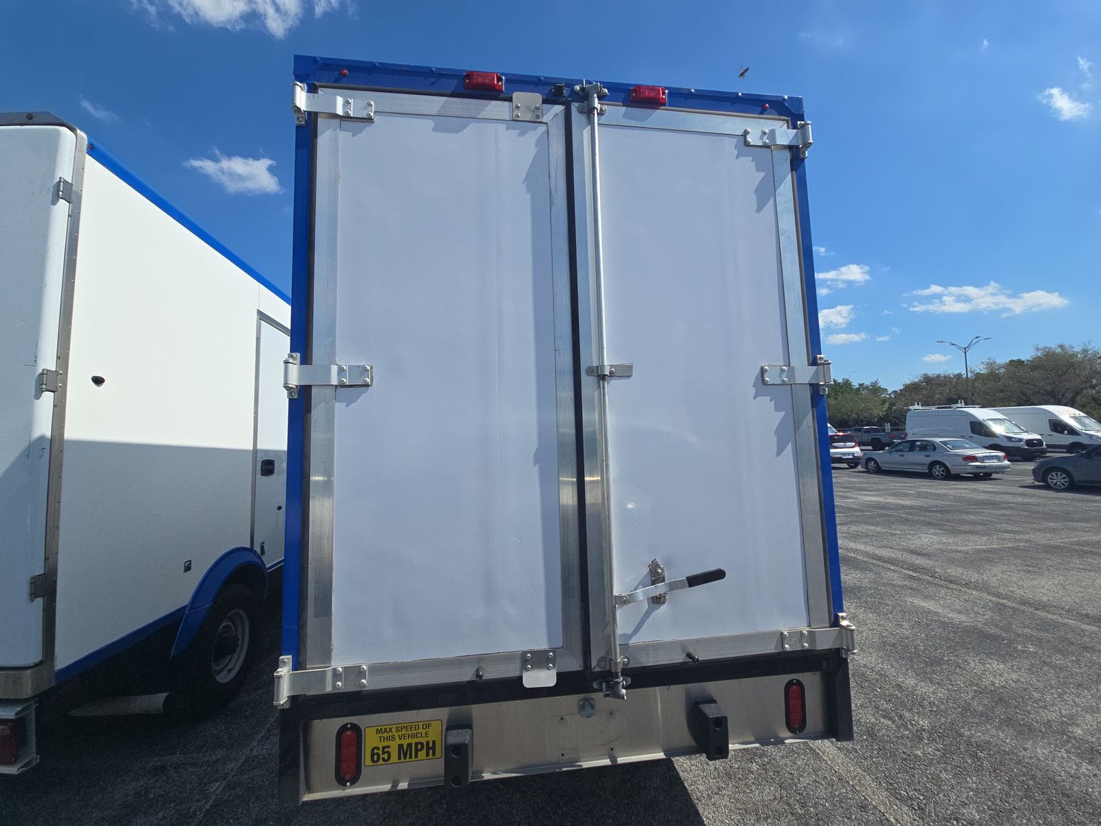 FORD E-350 - 6