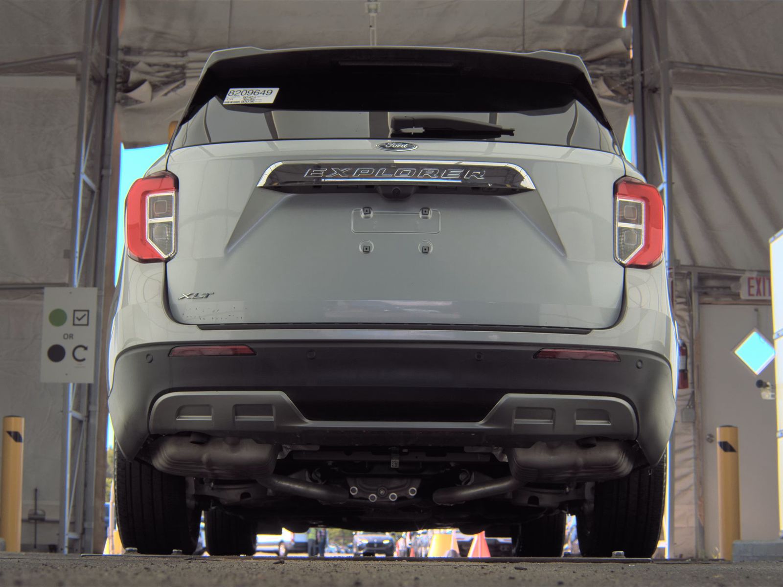 FORD EXPLORER - 8
