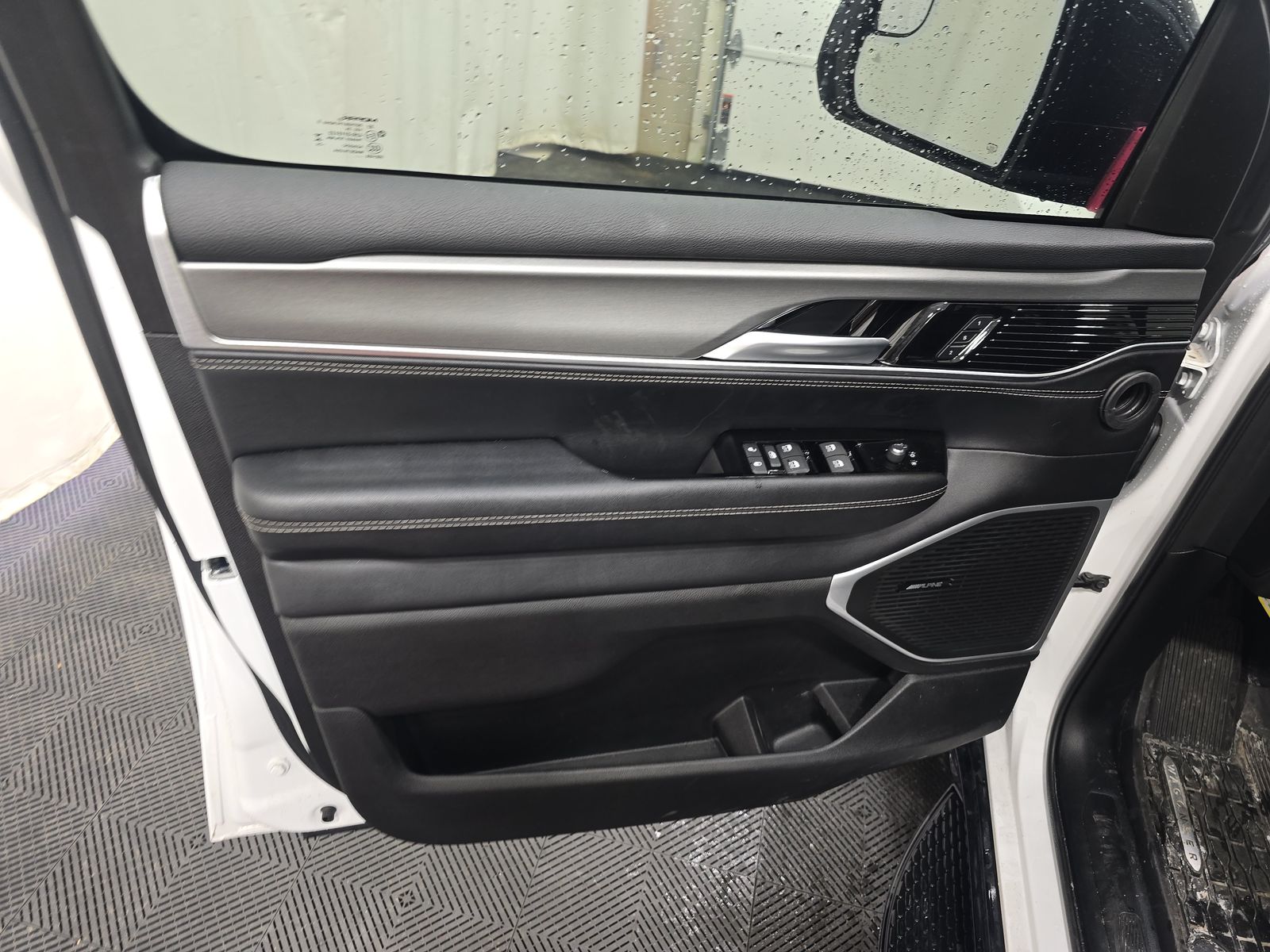 JEEP SERIES II CARBIDE - 10