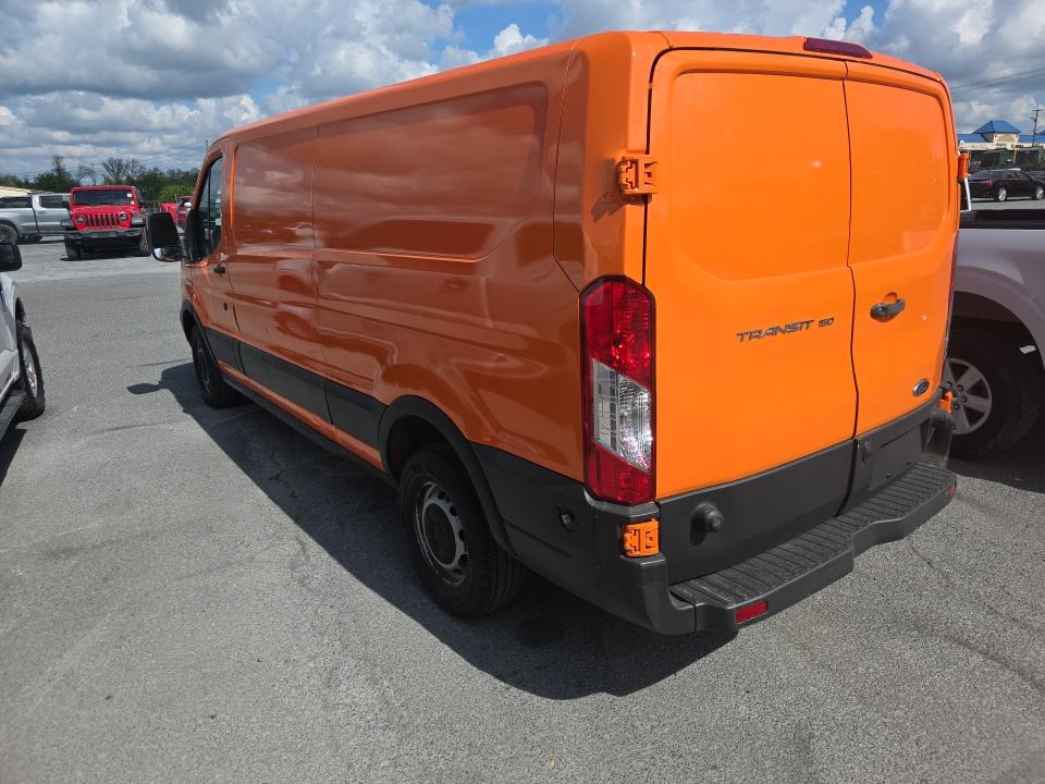 FORD TRANSIT 150 - 7