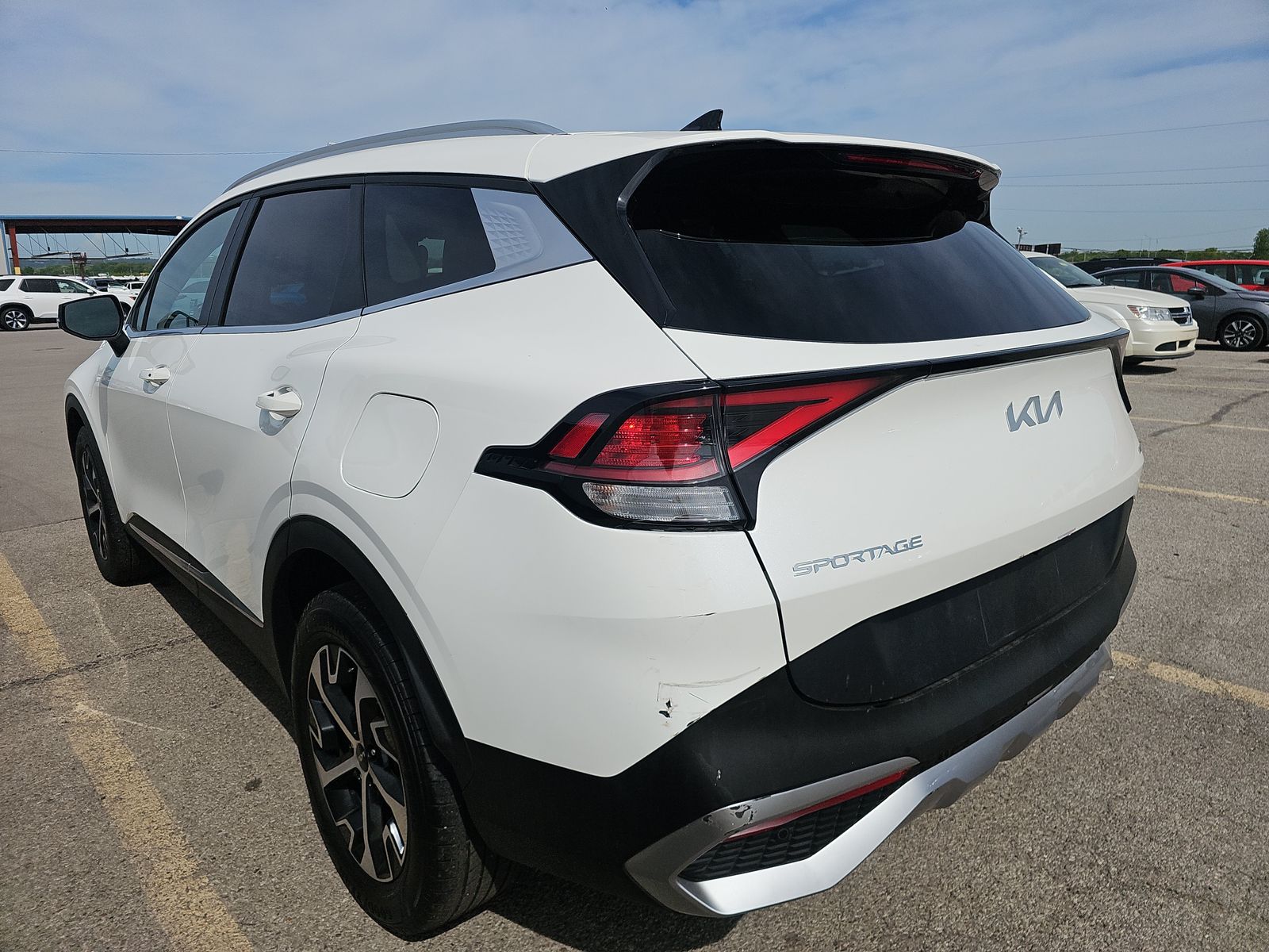 KIA EX - 7