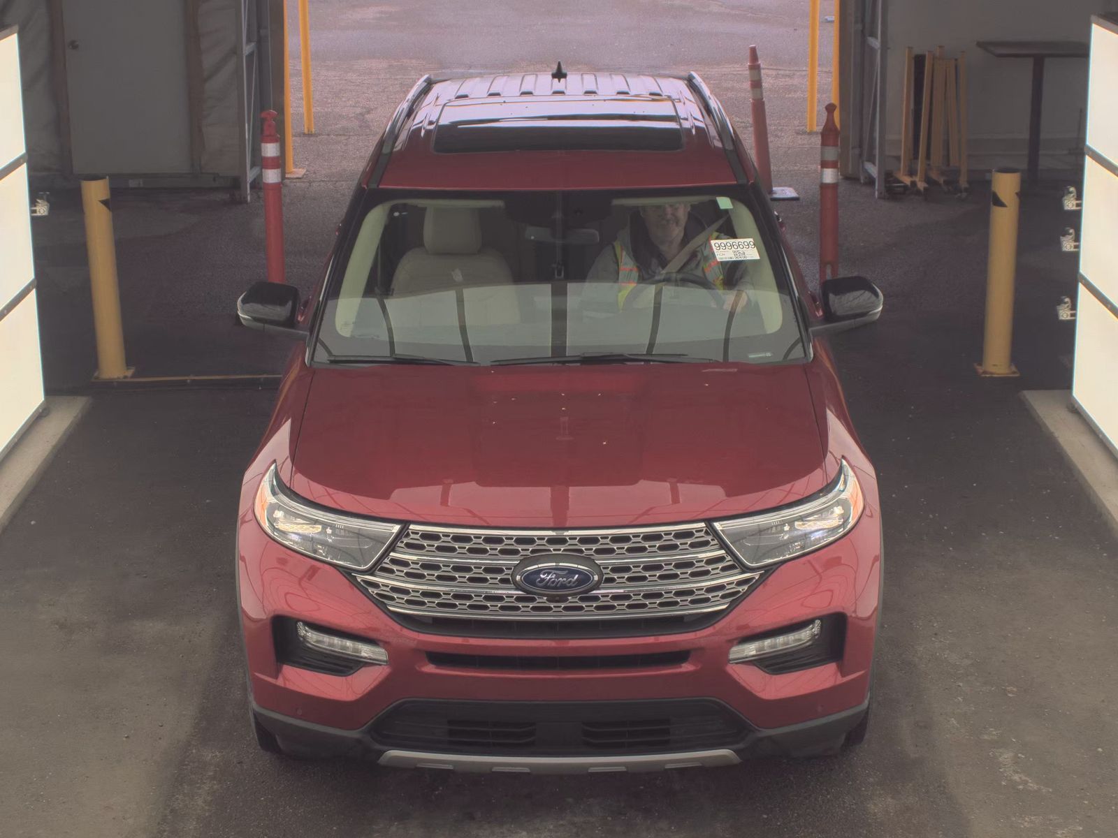 FORD EXPLORER - 3