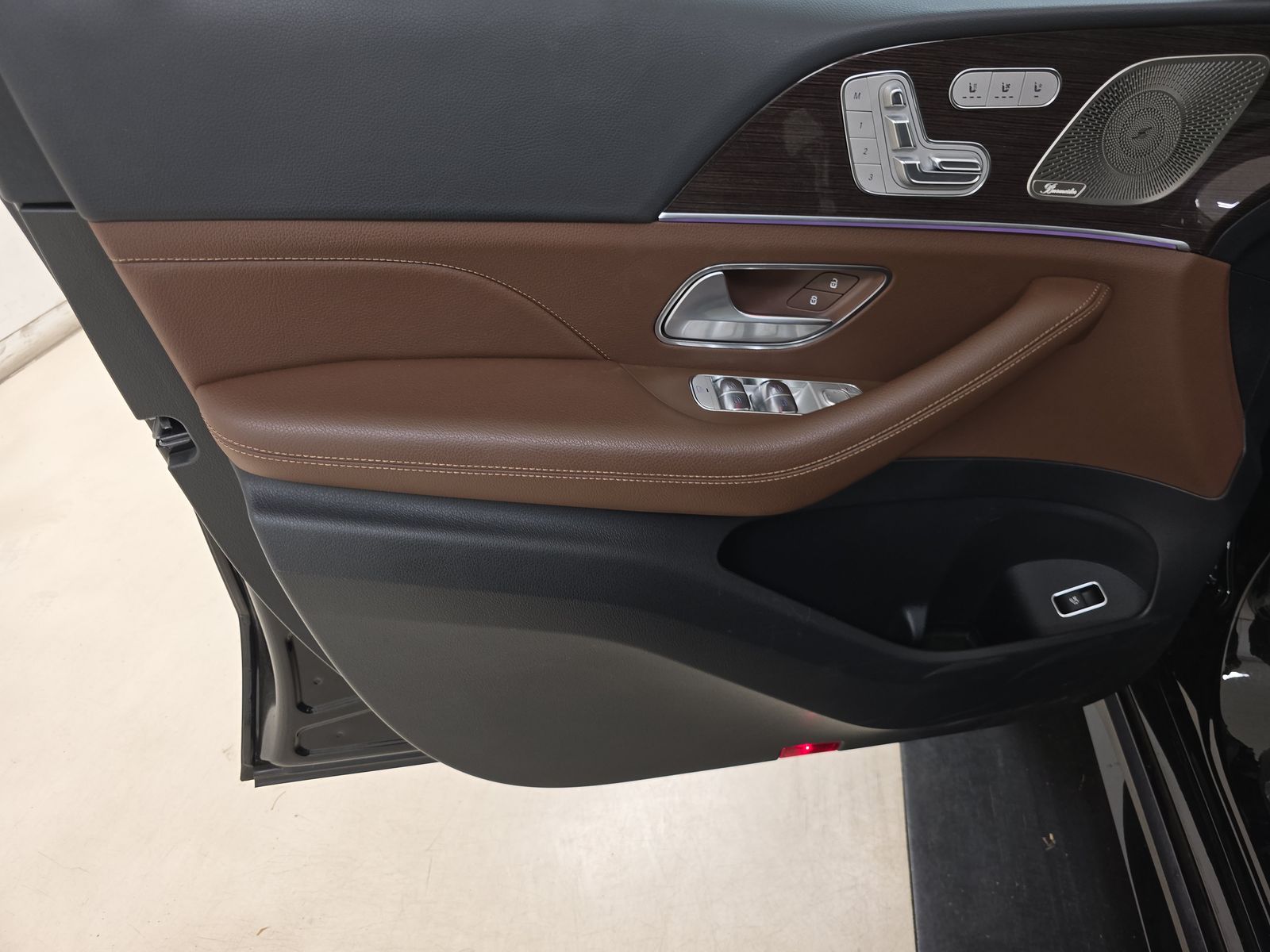 MERCEDES-BENZ GLS-CLASS - 10