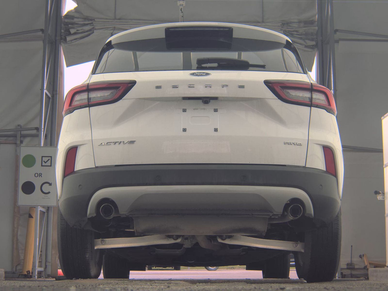 FORD ESCAPE - 8