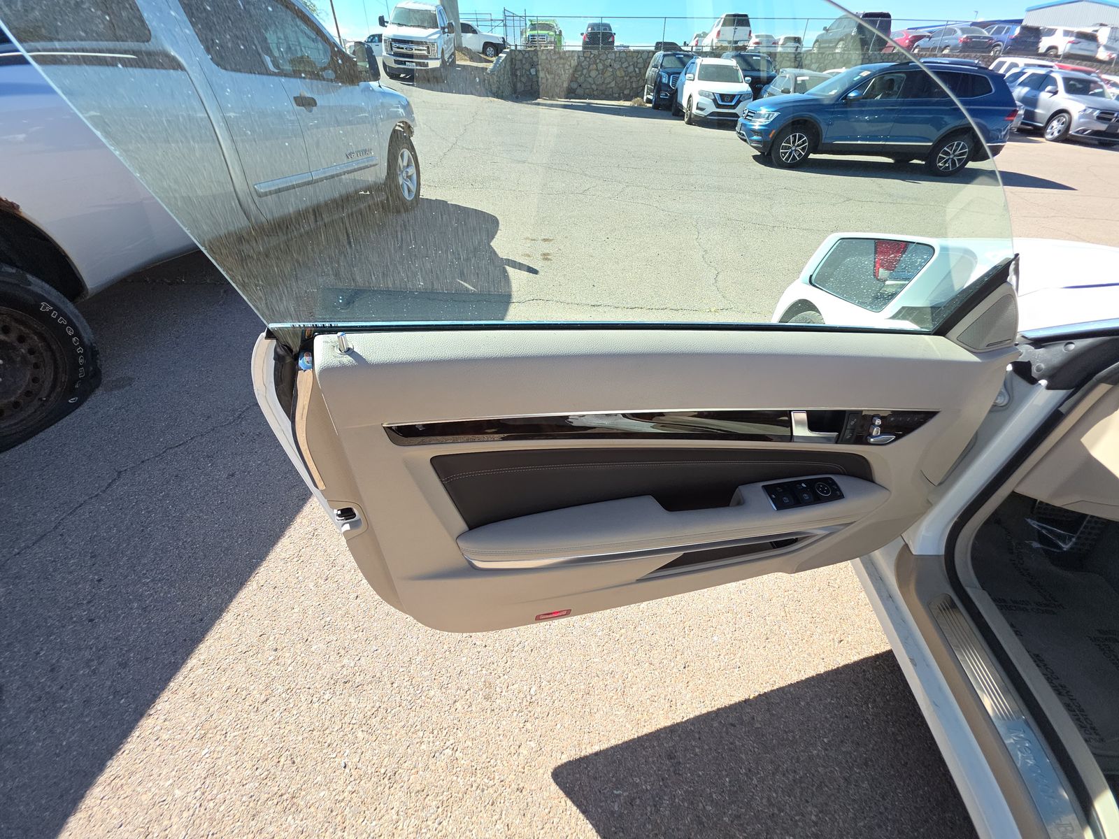 MERCEDES-BENZ E-CLASS - 10