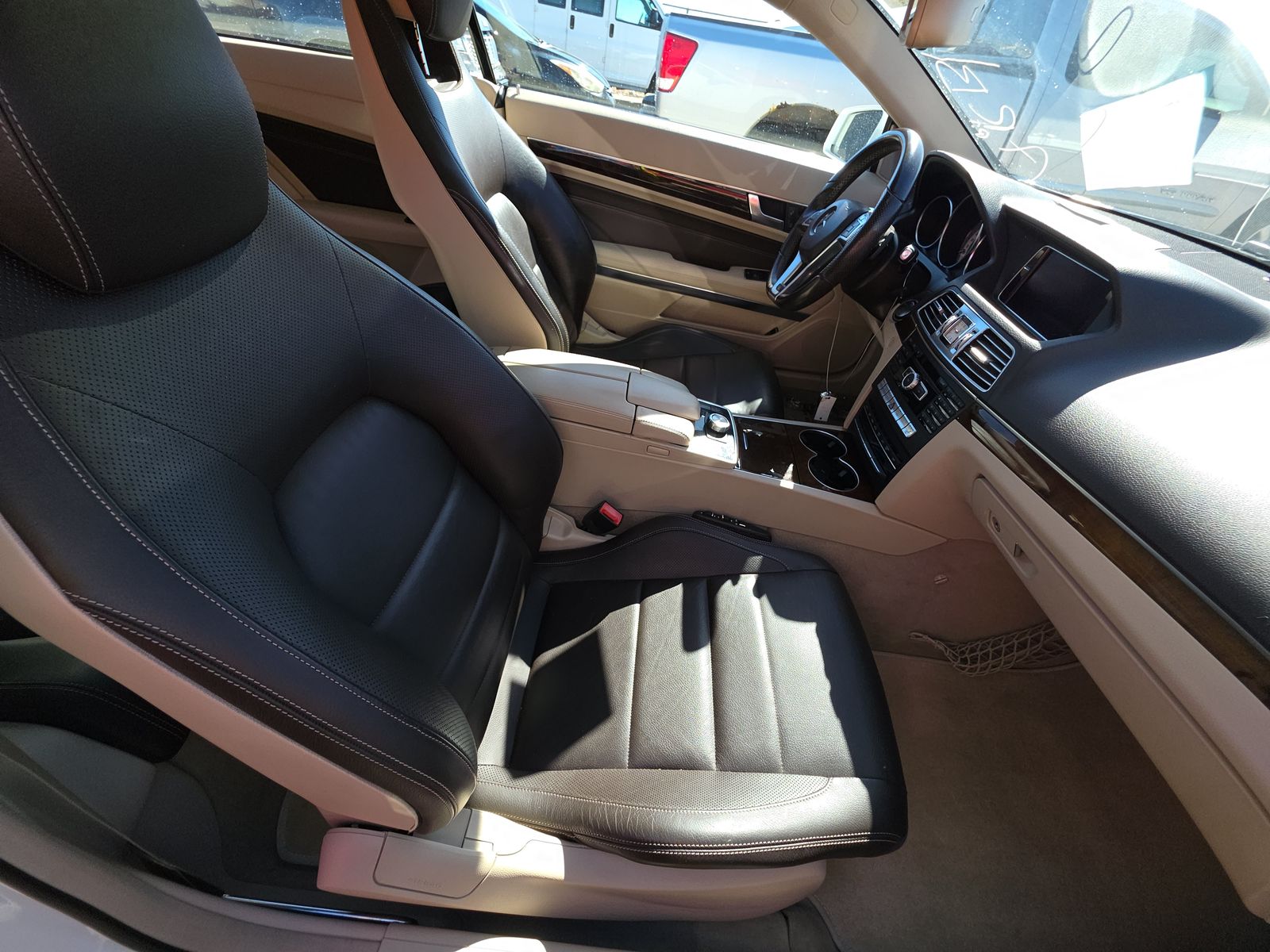 MERCEDES-BENZ E-CLASS - 9